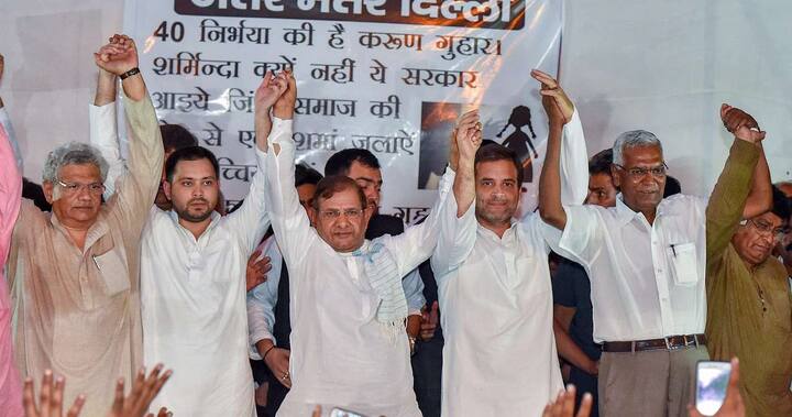 અમિત શાહે બીજેપી બૂધ અધ્યક્ષોના સંમેલનમાં ઉત્તરપ્રદેશમાં થયેલા સપા-બસપા ગઠબંધન અને રાષ્ટ્રીય સ્તર પર એકજુથ થઇ રહેલા વિપક્ષી નેતાઓ પર નિશાન સાધતા કહ્યું - વિપક્ષ બતાવે કે તમારો વડાપ્રધાન પદનો ઉમેદવાર કોણ છે.