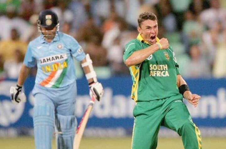 1986માં કાનપુરમાં શ્રીલંકા સામે ભારત 78 રનમાં, 1978માં સિયાલકોટમાં પાકિસ્તાન સામે 79 રનમાં, 2010માં દંબુલામાં ન્યૂઝિલેન્ડ સામે 88 રનમાં, 2006માં ડર્બનમાં સાઉથ આફ્રિકા સામે ટીમ ઈન્ડિયા 91 રનમાં ઓલઆઉટ થઈ ગઈ હતી.