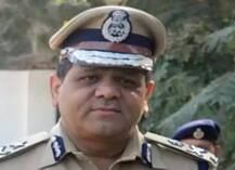 અમદાવાદ ક્રાઈમ બ્રાન્ચના IPS અધિકારી જે કે ભટ્ટ થયા નિવૃત્ત, કયા અધિકારીને સોંપવામાં આવ્યા ચાર્જ, જાણો વિગત