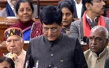 Budget 2019: મધ્યમ વર્ગનાં ટેક્સ સ્બેલમાં કોઇ રાહત નહીં, જાણો વિગત