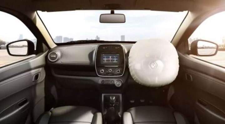 નવી કારમાં સેફટી ફીચર્સને પણ અપડેટ કરવામાં આવ્યા છે. અપકમિંગ સેફ્ટી નોર્મ્સને ધ્યાનમાં રાખીને 2019 રેનો ક્વિડના તમામ વેરિયન્ટમાં એબીએસ, એક ડ્રાઇવર અને પેસેન્જર સીટ બેલ્ટ રિમાઇન્ડર અને સ્પીડ એલાર્મ સિસ્ટમ આપવામાં આવી છે. આ સેફ્ટી ફીચર્સ ભારતમાં 1 એપ્રિલ, 2019થી તમામ ઓટો નિર્માતાઓ માટે ફરજિયાત કરવામાં આવ્યા છે.