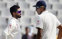 ટીમ ઈન્ડિયાના કોચ શાસ્ત્રીનું મોટું નિવેદન, વિદેશમાં ટેસ્ટ મેચમાં અશ્વિન-જાડેજા નહીં આ હશે ટીમનો મુખ્ય સ્પિનર, જાણો વિગત