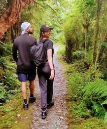 વિરાટ કોહલી-અનુષ્કા શર્માએ ન્યૂઝિલેન્ડના જંગલમાં મારી લટાર, તસવીરો કરી શેર