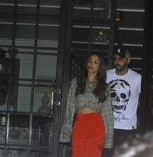 અર્જુન કપૂર સાથે મોડી રાતે ડિનર કરવા નીકળી મલાઇકા અરોરા, જુઓ તસવીરો