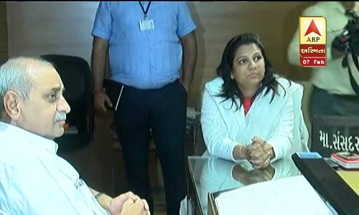  ઉંજામાં સંબોધન દરમિયાન આશા પટેલે કહ્યું કે હું સ્વમાનની ભૂખી વ્યક્તિ છું, મેં સ્વમાનની ખાતર બલીદાન આપ્યું છે. મારી અનેક રજૂઆતો બાદ પણ કોંગ્રેસે કોઇ પગલા લીધા ન હતા, કોંગ્રેસમાં મારું અપમાન થયું છે. આથી કાર્યકરોએ કહેવાથી મેં રાજીનામું આપ્યું છે 