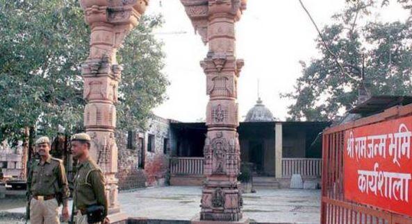 રામ મંદિર પર શું તમે વિચારો છો? આ સવાલનો ઉત્તર આપતાં કહ્યું કે, ચૂંટણી પહેલા જો કોઈ મુદ્દો ઉઠાવે છે તો તેની અસર નથી થતી. રામ મંદિરનો મુદ્દો પણ ચૂંટણી પહેલા ઉઠાવવામાં આવ્યો છે તો તેની અસર પણ નહીં પડે. મતદારો પાંચ વર્ષના કામને જોઈ વોટ આપે છે, માત્ર ત્રણ મહિનાને નથી જોતા.