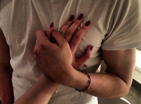 ઈન્દરિયો ભાગી છૂટ્યો હતો જ્યારે જીગરનું મોત થઈ ગયું હતું અને પત્નીને પગમાં ફ્રેક્ચર થયું હતું. આ અંગે પોલીસને જાણ કરતાં પોલીસ ઘટનાસ્થળે આવી પહોંચી હતી અને આ અંગે તપાસ શરૂ કરી હતી.