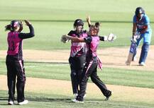 ન્યૂઝિલેન્ડની મહિલા ટીમે ત્રીજી T20માં ભારતીય મહિલા ટીમને 2 રનથી હાર આપી કર્યો વ્હાઇટ વોશ, જાણો વિગત