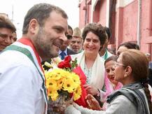 પ્રિયંકાની પોલિટિક્સમાં ગ્રાન્ડ એન્ટ્રી, લખનઉમાં 15 કિ.મી. લાંબો રોડ શો, હજારો ઉમટ્યા