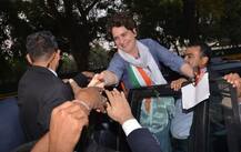 પ્રિયંકા ગાંધીએ ટ્વિટર પર ગુજરાતના ક્યા દિગ્ગજ નેતા સહિત 7 લોકોને કર્યા ફોલો, જાણો વિગત