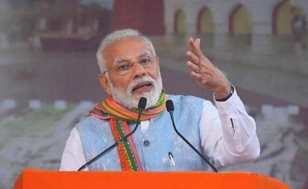 પીએમ મોદીએ ટ્વિટ કરીને લખ્યું કે, દિન દયાળ ઉપાધ્યાયએ જાહેર જીવનમાં પ્રામાણિકતા પર ભાર મૂક્યો હતો. આજે તેમની પૂણ્યતિથિ પર ભાજપે સમર્પણ દિવસના રૂપમાં મનાવવાનું અભિયાન શરૂ કર્યું છે. જેનો હેતુ રાજનીતિમાં પારદર્શિતા તથા સફેદ નાણાના ઉપયોગને પ્રોત્સાહન આપવાનો છે.