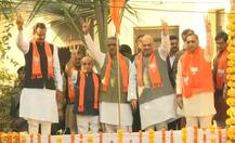 અમદાવાદમાં અમિત શાહે BJPનો ઝંડો ફરકાવીને ‘ઘર ઘર ચલો’ અભિયાનની કરી શરૂઆત, જાણો વિગત