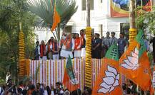 અમદાવાદમાં અમિત શાહે BJPનો ઝંડો ફરકાવીને ‘ઘર ઘર ચલો’ અભિયાનની કરી શરૂઆત, જાણો વિગત