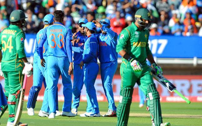 આ અંગે બીસીસીઆઈના એક અધિકારી એ કહ્યું કે આપણે એ સમજવું જઇએ કે અમને પાકિસ્તાન સામે ક્રિકેટ રમવામાં કોઇપણ પ્રકારની મુશ્કેલી નથી. પરંતુ અમે નથી ઇચ્છતા કે આનાથી બે સરકારોની વચ્ચે કોઇ મુશ્કેલી વધે. ઉલ્લેખનીય છે કે ભારત અને પાકિસ્તાની ક્રિકેટ ટીમોના સંબંધોમાં કડવાશના લીધે 2007 બાદ દ્વિપક્ષીય સીરીઝ રમાતી નથી.