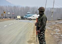 શહીદોને સુરતના ડાયમંડ બિઝનેસમેન દ્વારા અનોખી શ્રદ્ધાંજલિ, પુત્રીના લગ્નનો ભોજન સમારંભ કરાયો રદ્દ