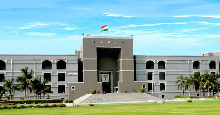 Gujarat High Court has admitted an interesting petition challenging prohibition law રાજ્યમાં દારુબંધીના કાયદાને પડકારતી અરજી ગુજરાત હાઇકોર્ટે સ્વીકારી