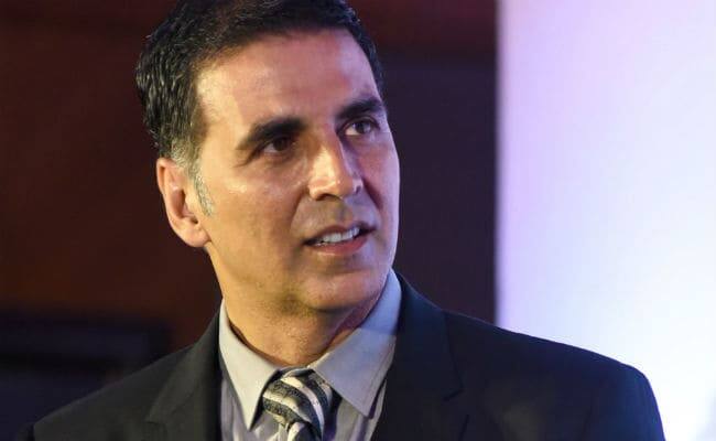 Akshay kumar gift rs 1 1 lakh to 100 brides during samuh vivah અક્ષય કુમારે 100 દૂલ્હનોને એક-એક લાખ રૂપિયાની કરી મદદ, જાણો વિગત