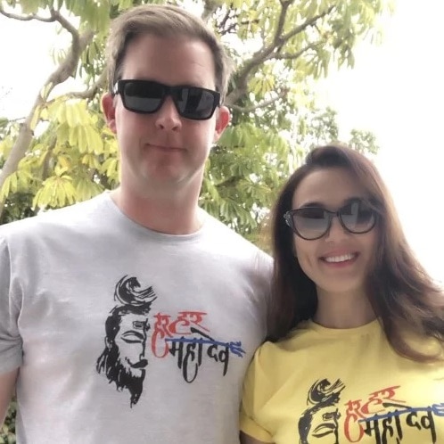 mahashivaratri 2019 preity zinta celebrating maha shivratri with husband gene goodenough બોલિવૂડની આ એક્ટ્રેસે પતિ સાથે આ અંદાજમાં મનાવી મહાશિવરાત્રિ, તસવીર સોશિયલ મીડિયામાં થઈ વાયરલ