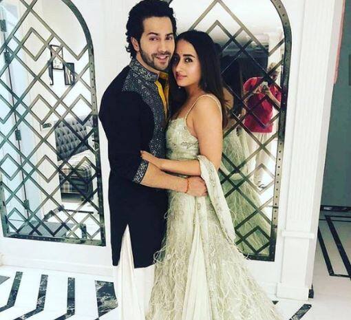 વરુણ પોતાના કરેરિયની શરૂઆતના પહેલા થી નતાશાને ડેટ કરતો રહ્યો છે. ફિલ્મ સ્ટૂડન્ટ ઓફ ધ યર થી ડેબ્યૂ કર્યા બાદ આલિયા ભટ્ટનું નામ પણ વરુણ સાથે જોડાયું હતું પરંતુ એવી કોઈ પણ વાતથી ઇનકાર કરી દીધો હતો.