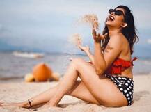 બોલ્ડ ટીવી એક્ટ્રેસ કિશ્વર મર્ચેંટનો સ્વિમશૂટમાં જોવા મળ્યો હોટ અંદાજ, જુઓ તસવીરો