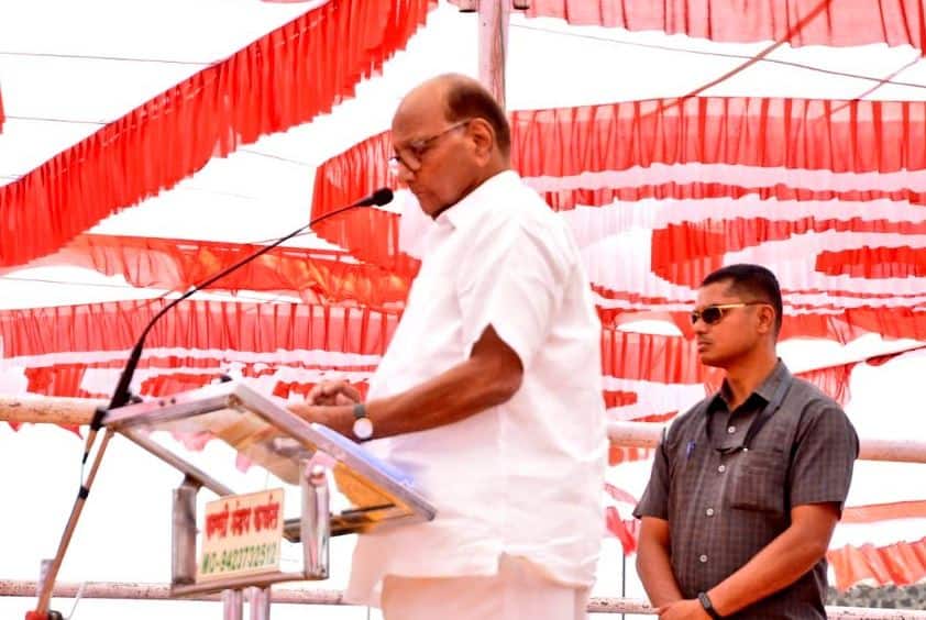 Loksabha Election 2019 NCP chief Sharad Pawar exits makes way for family’s generation next NCPના આ દિગ્ગજ નેતાએ લોકસભા ચૂંટણી નહીં લડવાની કરી જાહેરાત, જાણો શું આપ્યું કારણ