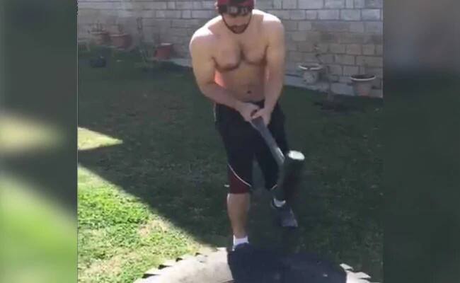 sunny deols son karan deols hardcore exercise video viral પોતાની ડેબ્યૂ ફિલ્મ પહેલા જ સની દેઓલના દીકરાએ બતાવી મસક્યૂલર બૉડી, હાર્ડ એક્સરસાઇઝનો Video વાયરલ