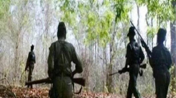 છત્તીસગઢઃ દંતેવાડામાં IED વિસ્ફોટ, એક જવાન શહીદ, પાંચ ઘાયલ One CRPF jawan killed, 5 injured in Naxal attack in Chhattisgarh છત્તીસગઢઃ દંતેવાડામાં IED વિસ્ફોટ, એક જવાન શહીદ, પાંચ ઘાયલ