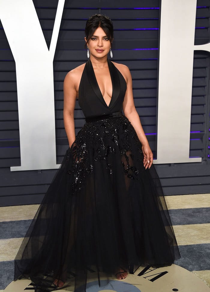 આ યાદીમાં સામેલ થયા બાદ પ્રિયંકાએ કહ્યું “હું એક અદભૂત મહિલાઓ સાથે આ સ્ટેજને શેર કરવા પર સૌભાગ્યશાળી અનુભવી રહી છું. જેમણે તમામ પડકારોને પાછળ છોડી એક ખાસ મુકામ બનાવ્યું અને આજે પોતાએ પસંદ કરેલા કેરિયરની ટોચ પર ઊભી છે. આ એક ઉપલબ્ધિની ભાવના છે. ”