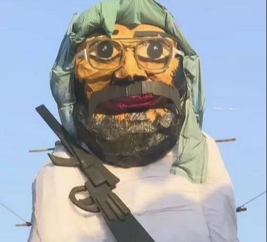 આ પર્વ પર મુંબઈના વર્લીમાં અનોખી રીતે હોળીકા દહન કરવાનું આયોજન કરાયું છે. વર્લીમાં હોલિકા સાથે સાથે આતંકીનો આકા મસૂદ અઝહરના પૂતળાનું દહન પણ કરવામા આવશે.