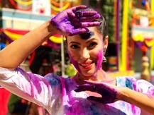 TV અભિનેત્રી ‘બબીતા’ને ‘તારક મહેતા કા ઉલ્ટા ચશ્મા’ના કયા સ્ટાર્સે રંગ લગાવ્યો, જુઓ આ રહી તસવીરો