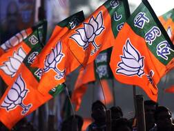 ગુજરાતમાં ભાજપની બાકી રહેલી 10 બેઠકોમાંથી ક્યા 6 સાંસદોની ટિકિટ કપાવાની નક્કી? જાણો શું છે કારણ?