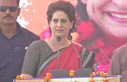 અયોધ્યામાં બોલી પ્રિયંકા ગાંધી- ચીનની લાઇટો લગાવી વિકાસ બતાવે છે PM