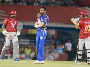 IPL 2019: પંજાબ સામે હાર્યા બાદ મેચ રેફરીએ રોહિત શર્માને કેટલો દંડ ફટકાર્યો, જાણીને ચોંકી જશો