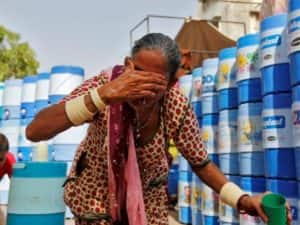 અમદાવાદીઓ ઘરની બહાર નીકળતાં પહેલા ચેતજો! ગરમીને લઈને અમદાવાદમાં કયું એલર્ટ જાહેર કરાયું, જાણો વિગત