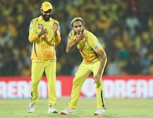 CSKvKKR: દિનેશ કાર્તિકને આઉટ કરતાં જ ઇમરાન તાહિરે અનોખા અંદાજમાં મનાવ્યો જશ્ન, જુઓ વીડિયો