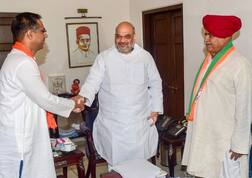 લોકસભા ચૂંટણીઃ ગુર્જર નેતા કિરોડી સિંહ બૈંસલા અને તેમનો દીકરો ભાજપમાં થયા સામેલ