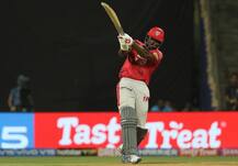 MIvKXIP: ક્રિસ ગેઇલે મુંબઈના આ ઘાતક બોલરની ઓવરમાં ફટકાર્યા 22 રન, જુઓ વીડિયો