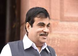 પ્રથમ તબક્કાનું મતદાન: ગડકરી સહિત આ દિગ્ગજોનું ભાવિ આજે EVMમાં થઈ જશે કેદ, જાણો વિગત