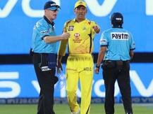 નો-બોલ વિવાદને લઈને મહેન્દ્ર સિંહ ધોની પર ટીમ ઈન્ડિયાનો કયો પૂર્વ ખેલાડી ભડક્યો, જાણો વિગત