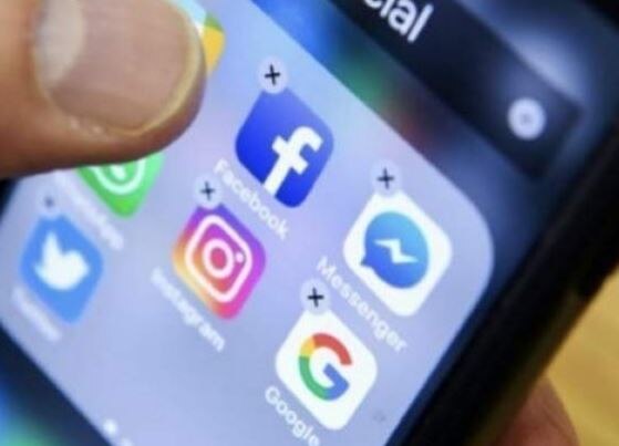 Facebook instagram  whatsapp down around the world Facebook, WhatsApp અને Instagram સમગ્ર વિશ્વમાં ડાઉન, યૂઝર્સ થયા પરેશાન