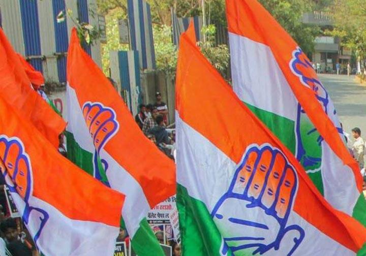 જામનગરમાં સાંસદ પૂનમ માડમના પિતરાઈ ભાઈ કોંગ્રેસમાં જોડાયા, નામ જાણીને ચોંકી જશો The cousin of MP Poonam Madam joined the Congress at Jamnagar જામનગરમાં સાંસદ પૂનમ માડમના પિતરાઈ ભાઈ કોંગ્રેસમાં જોડાયા, નામ જાણીને ચોંકી જશો