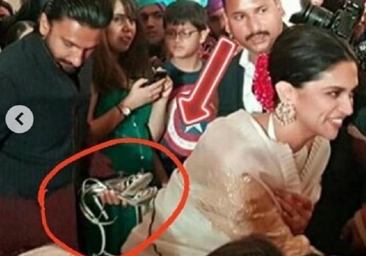 See Pics Ranveer is total hubby goals as he carries wifey Deepika sandals જાહેરમાં દીપિકા પાદૂકોણના સેન્ડલ પતિ રણવીર સિંહે કેમ હાથમાં પકડી લીધા, કારણ જાણીને ચોંકી જશો