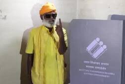 ગુજરાતમાં આ પોલિંગ બૂથ પર થયું 100% વોટિંગ, મતદારની સંખ્યા જાણીને થશે આશ્ચર્ય