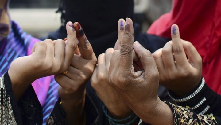 Gujarat by election, 62.77 percent total voting on four assembly seats ગુજરાત પેટાચૂંટણીઃ ચાર વિધાનસભા બેઠકો પર કેટલું થયું મતદાન? જાણો વિગત