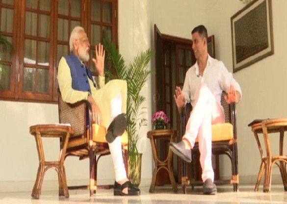 Congress critics on PM Modi interview with Akshay Kumar અક્ષય કુમારે લીધેલા PMના ઇન્ટરવ્યૂ પર કોંગ્રેસે કર્યો કટાક્ષ, કહ્યું- મોદી હવે ફિલ્મોમાં કામ કરવાના છે