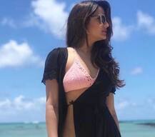 એક્ટ્રેસ જસ્મિન ભસીનનો જોવા મળ્યો બોલ્ડ અંદાજ, શેર કરી હોટ તસવીરો