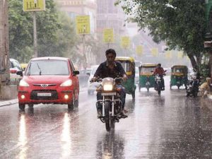 ગુજરાતના આ શહેરોમાં વરસાદી ઝાપટાં પડે તેવી શક્યતા, જાણો કઈ તારીખે પડશે વરસાદ