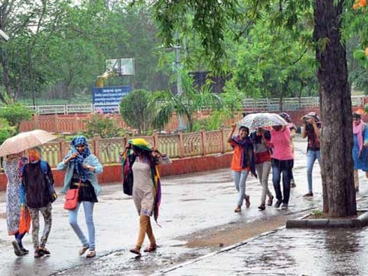 Rain will be 5 days in Gujarat different area ગુજરાતના આ શહેરોમાં વરસાદી ઝાપટાં પડે તેવી શક્યતા, જાણો કઈ તારીખે પડશે વરસાદ