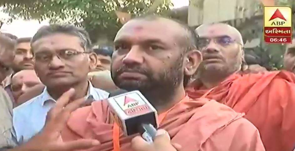 Gadhada temple board election declared dev paksh won ગઢડા ટેમ્પલ બોર્ડની ચૂંટણીનું પરિણામ થયું જાહેર, દેવ પક્ષનો વિજય