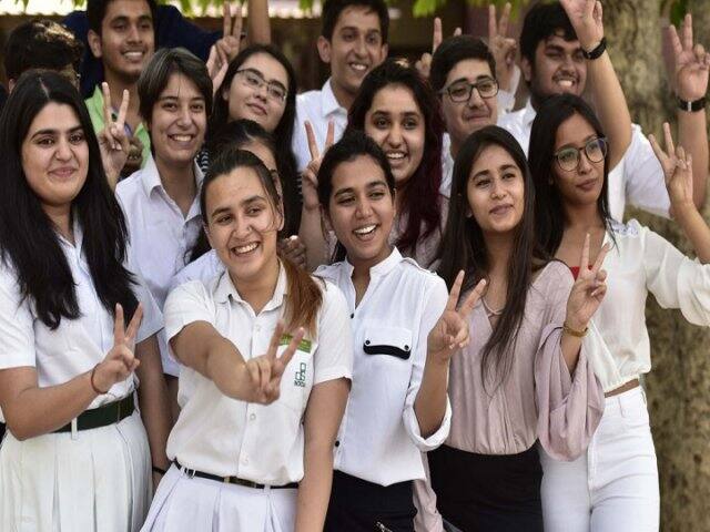 Central Board of Secondary Education announces Class 10th results CBSE ધોરણ 10નું પરિણામ જાહેર, જામનગરના વિદ્યાર્થીનો દેશમાં ડંકો, જાણો